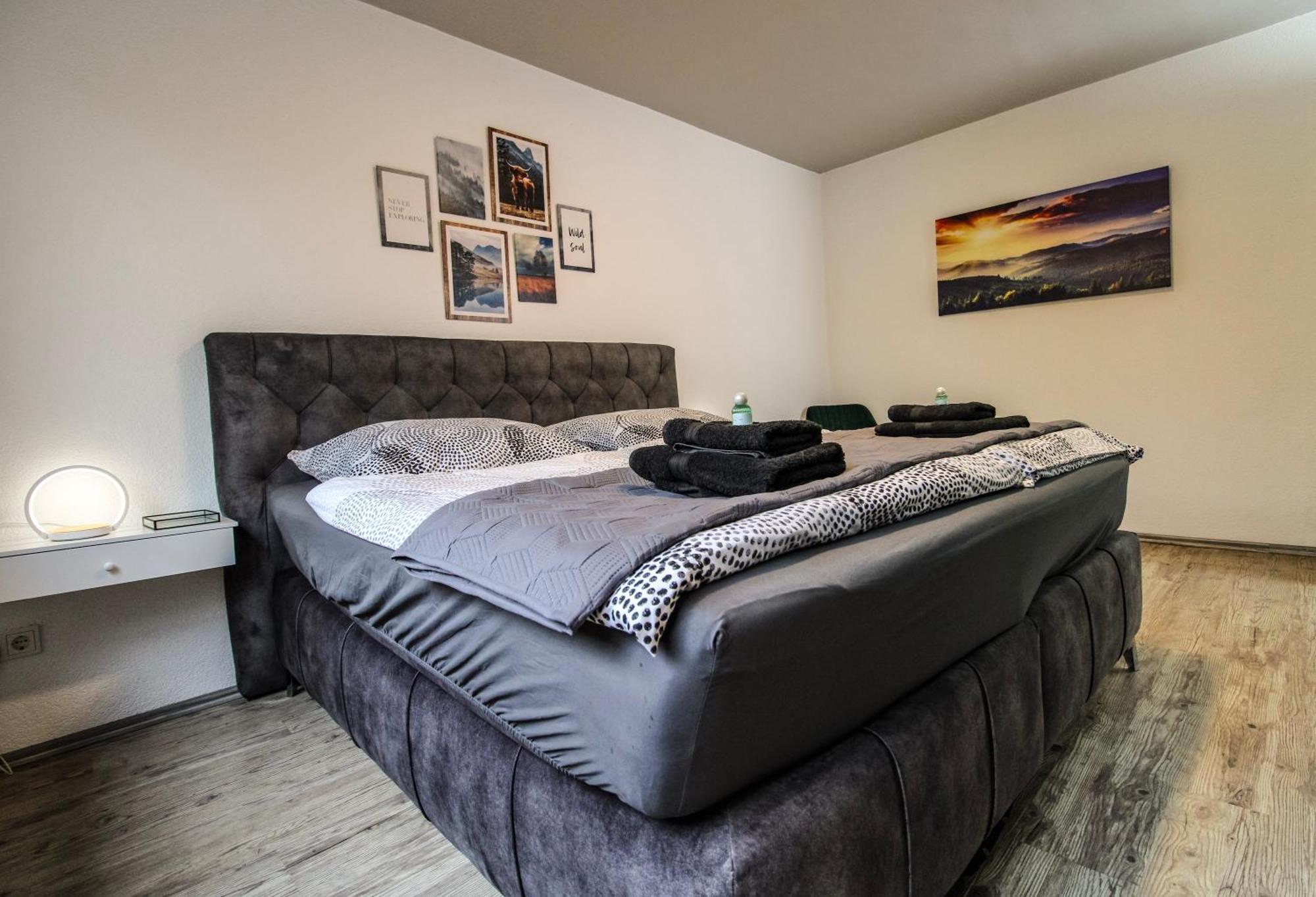 Chill Out Area, Grandiose Aussicht, Haengematte, Smart Tv, Netflix Apartment Zell an der Mosel Bagian luar foto