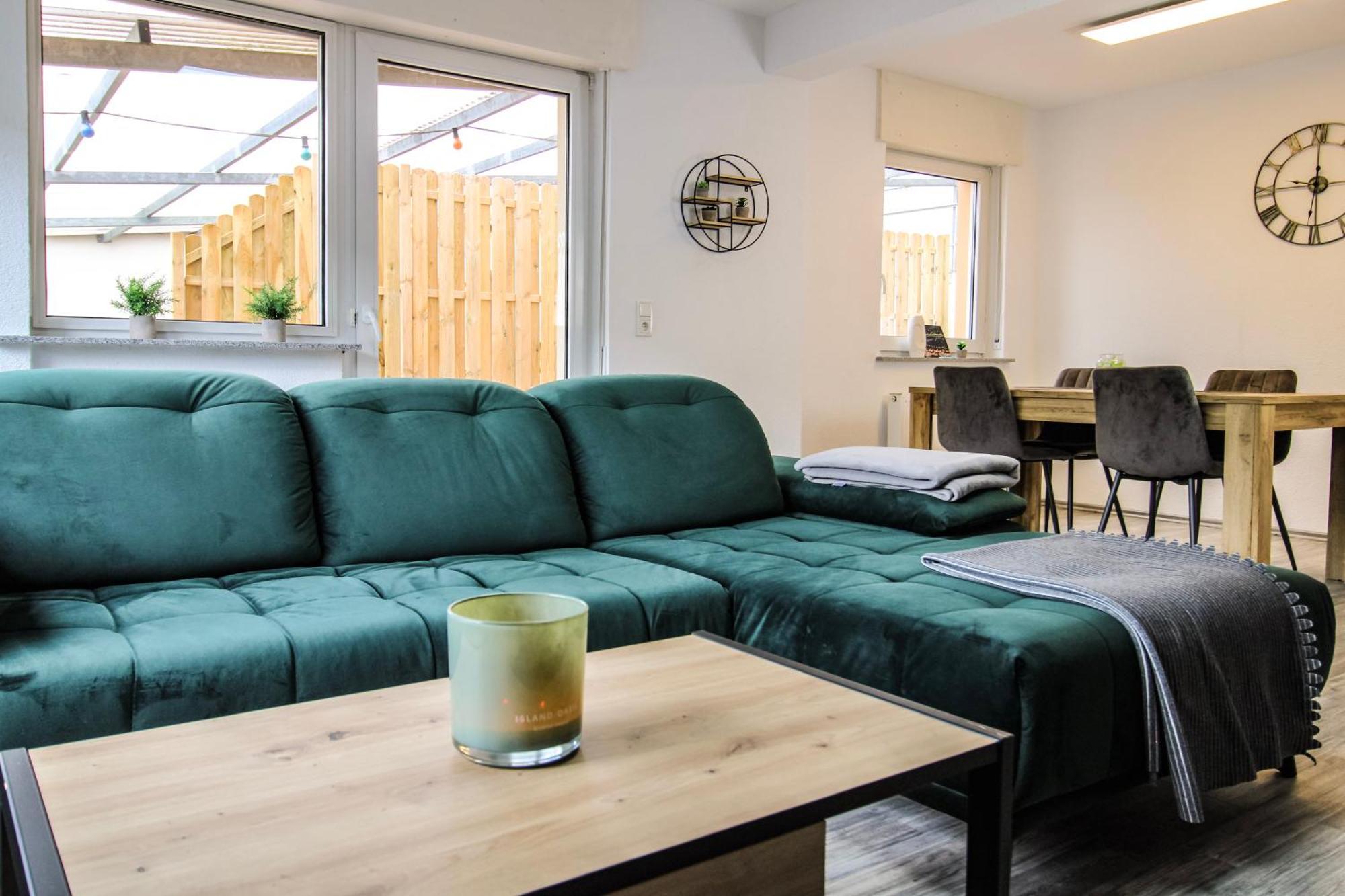 Chill Out Area, Grandiose Aussicht, Haengematte, Smart Tv, Netflix Apartment Zell an der Mosel Bagian luar foto